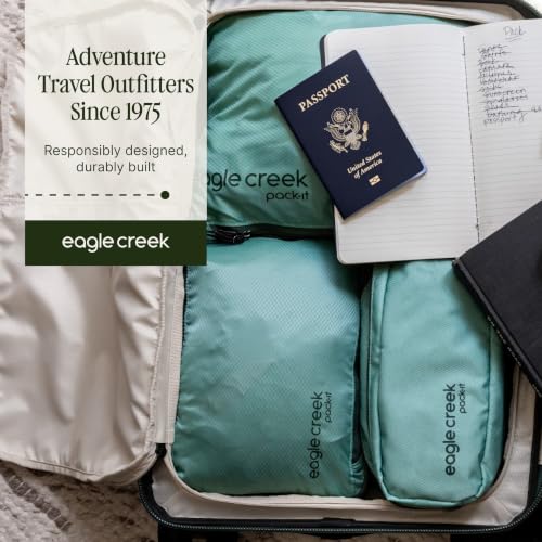 Eagle Creek Pack-It Isolate Carry-On Set - Compact Compression Cube Set for Optimizing Luggage Space - Convenient Top Handle - Internal Storage Divider - Water-Resistant - Washable - Black
